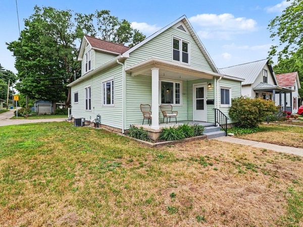 109 N Franklin Street, Ludington, MI 49431