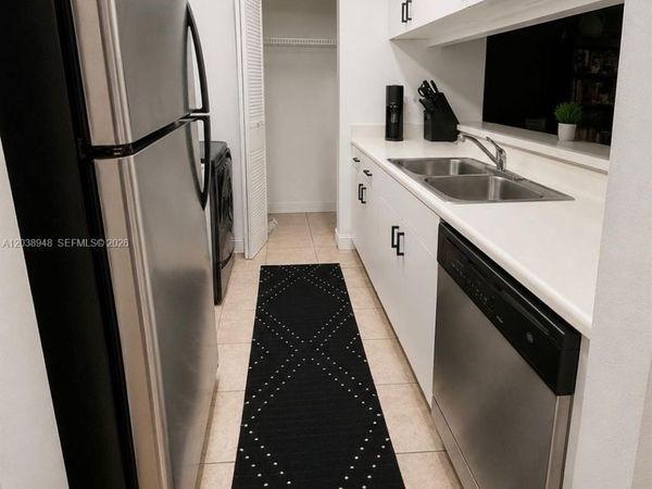 800 N Miami Ave , Unit E-305, Miami, FL 33136