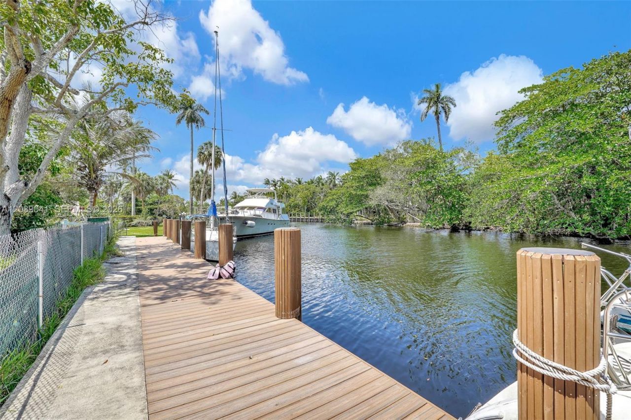 1501 SW 4th Ct , Fort Lauderdale, FL 33312 Photo