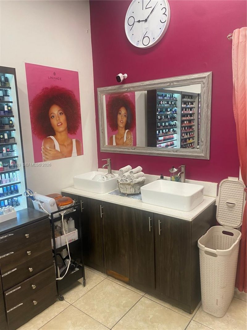 1527 Alton Rd , Miami Beach, FL 33139 Photo
