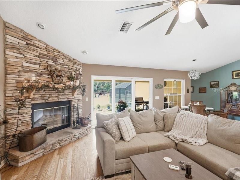 19950 SW 5th Place, Dunnellon, FL 34431 Photo