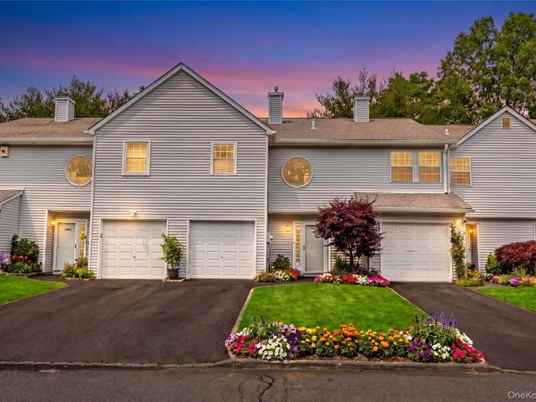 1406 Sara Circle , Port Jefferson Station, NY 11776