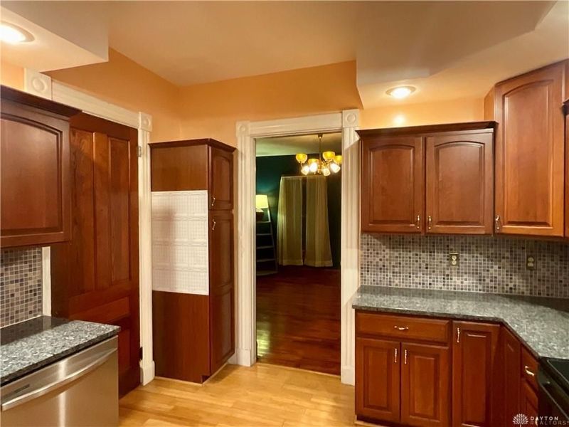 355 Park Drive, Dayton, OH 45410 Photo 22