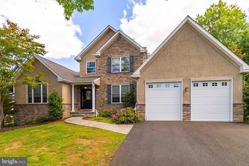 6 SHEPHERDS WAY , GLENSIDE, PA 19038