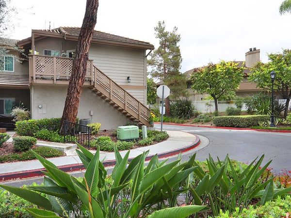 24441 Hillsdale, Unit 116, Laguna Hills, CA 92653