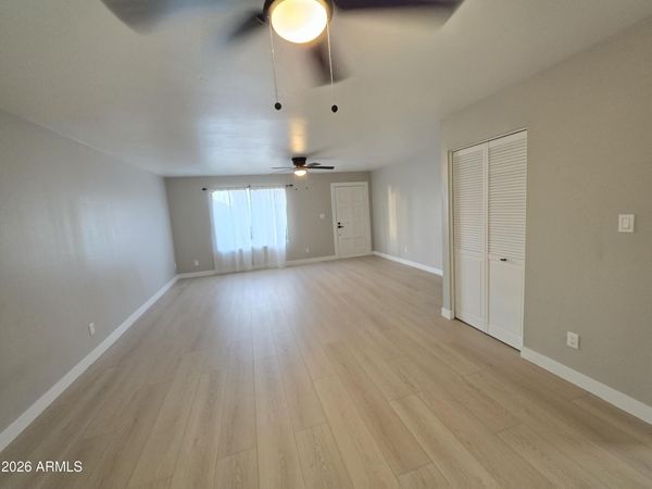 4725 W NORTHERN Avenue, Glendale, AZ 85301
