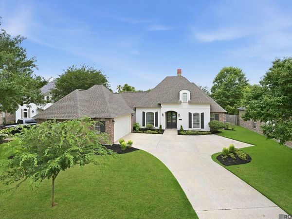 12375 Mill House Dr, Geismar, LA 70734