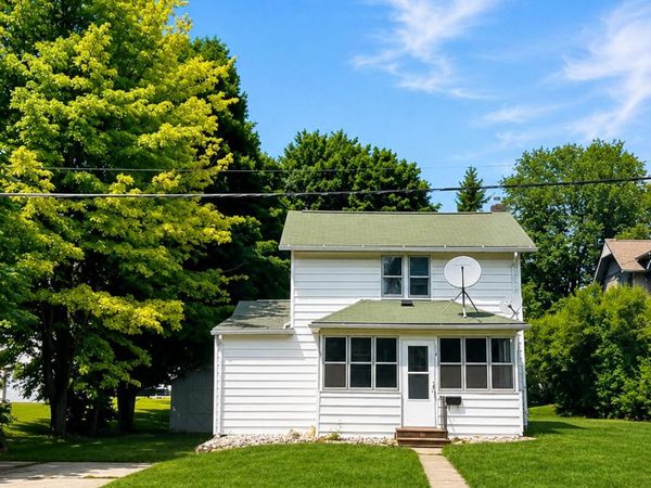 114 W Sprague Street, Homer, MI 49245