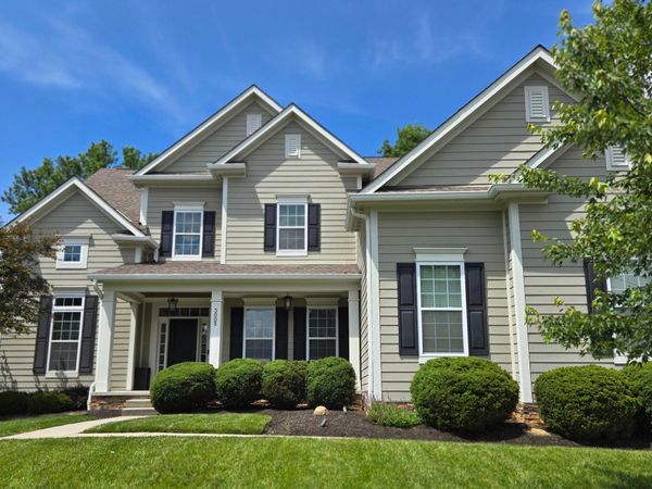 3005 Highland Woods Boulevard , New Albany, OH 43054