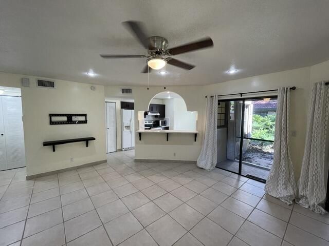 9321 W Sunrise Boulevard, Plantation, FL 33322 Photo