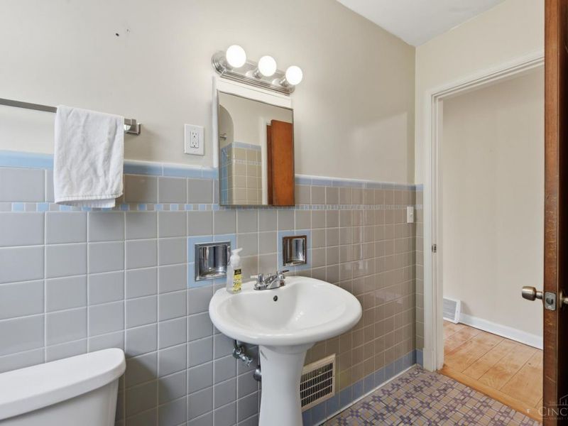 3032 Boudinot Avenue, Cincinnati, OH 45238 Photo 27
