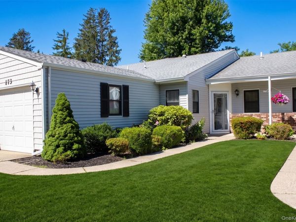 173 Knolls Drive, Unit 173, Stony Brook, NY 11790