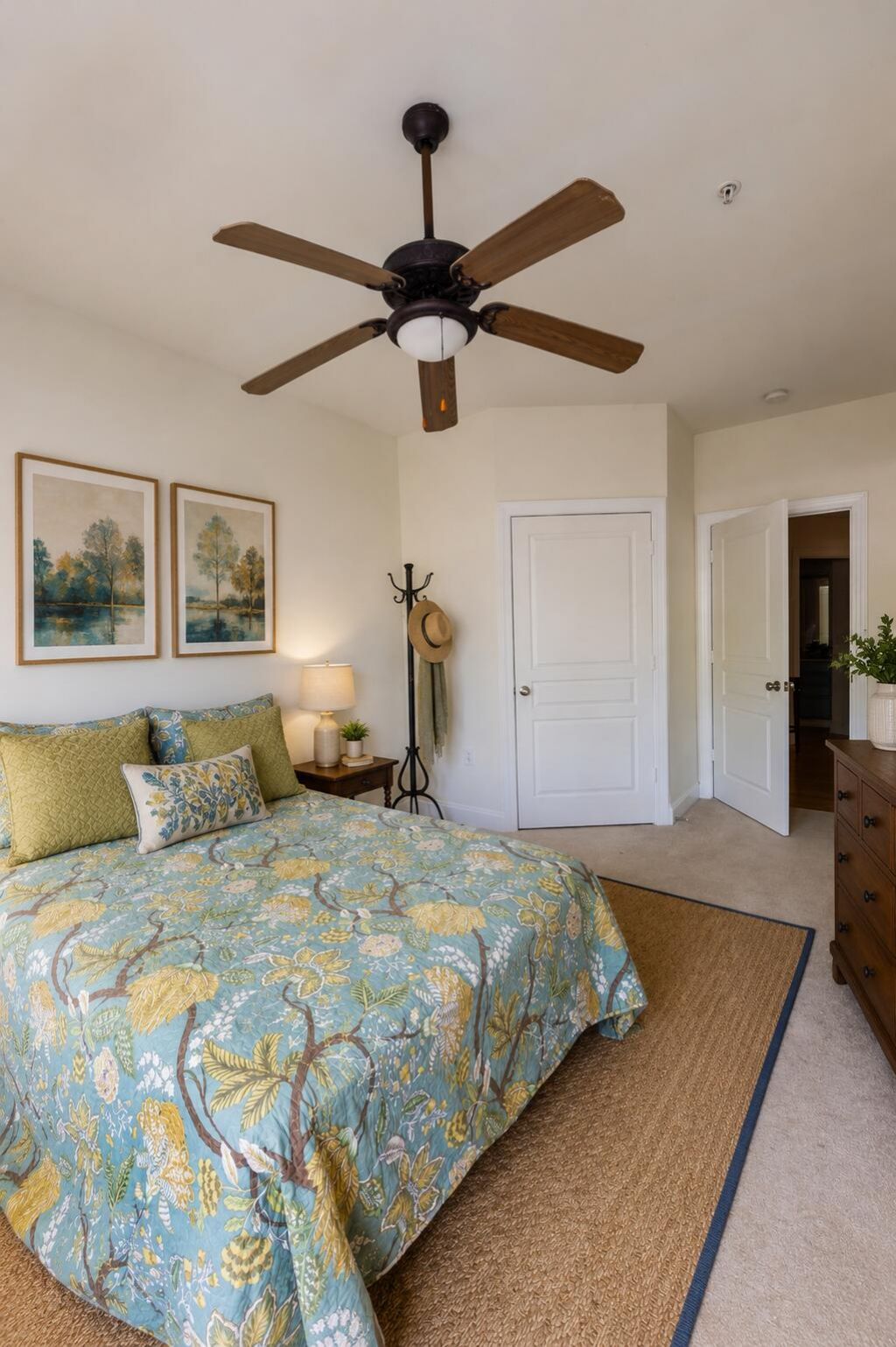1025 Riverland Woods Place Photo 14