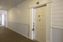 1025 Riverland Woods Place photo 4