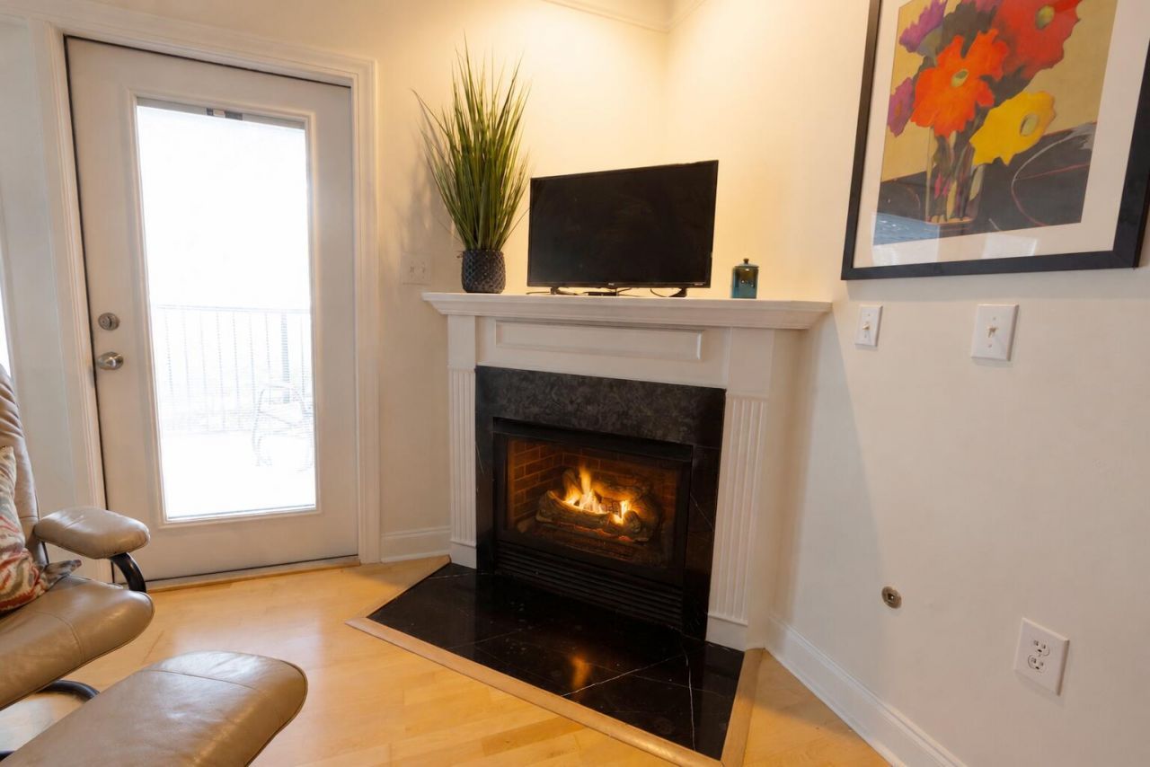1025 Riverland Woods Place Photo 7