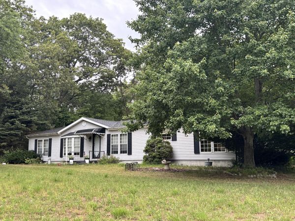 922 W 250 N, Morocco, IN 47963