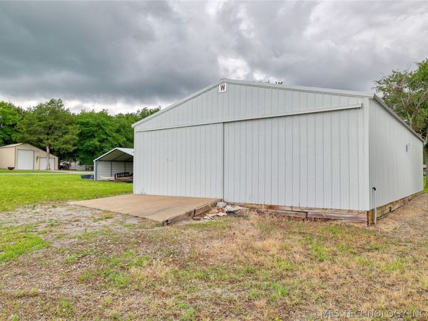 Apache Street , Canadian, OK 74425