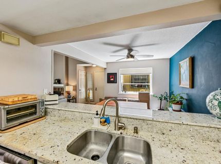 2280 Hurley Way #48, Unit 48, Sacramento, CA 95825 Photo