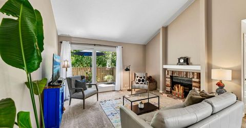 2280 Hurley Way #48, Unit 48, Sacramento, CA 95825 Photo