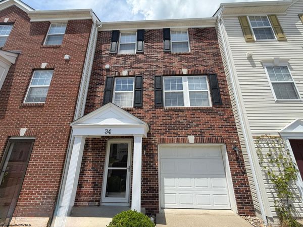34 Robin Lane, Morgantown, WV 26508
