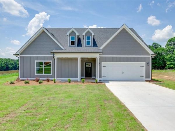 155 Creek Stone Drive , Hartwell, GA 30643