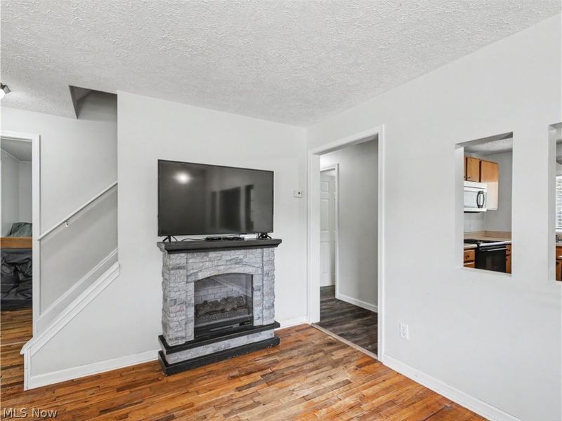 1435 Slagle Drive , Springfield, OH 44312 Photo 6