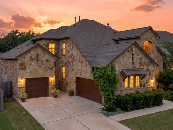 368 Pink Granite BLVD, Dripping Springs, TX 78620