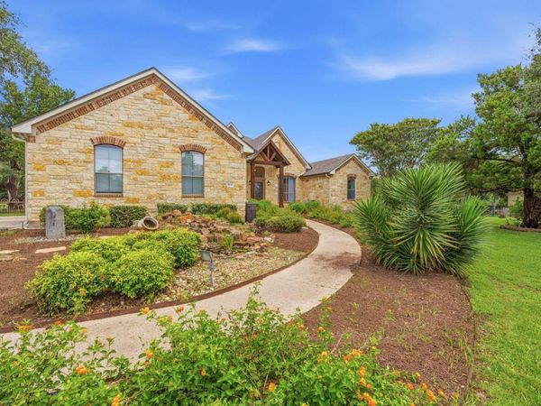 104 Quarry Lake EST, Liberty Hill, TX 78642