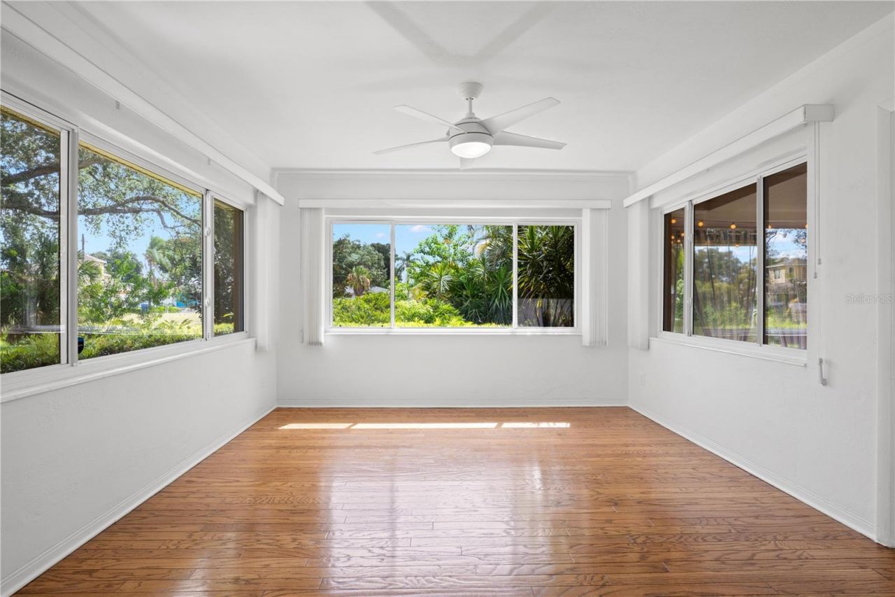 1961 42nd Street N, Saint Petersburg, FL 33713 Photo