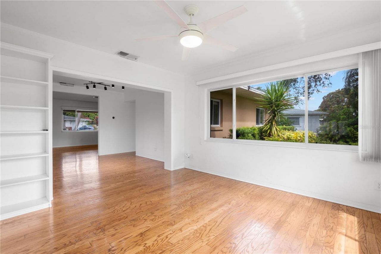1961 42nd Street N, Saint Petersburg, FL 33713 Photo