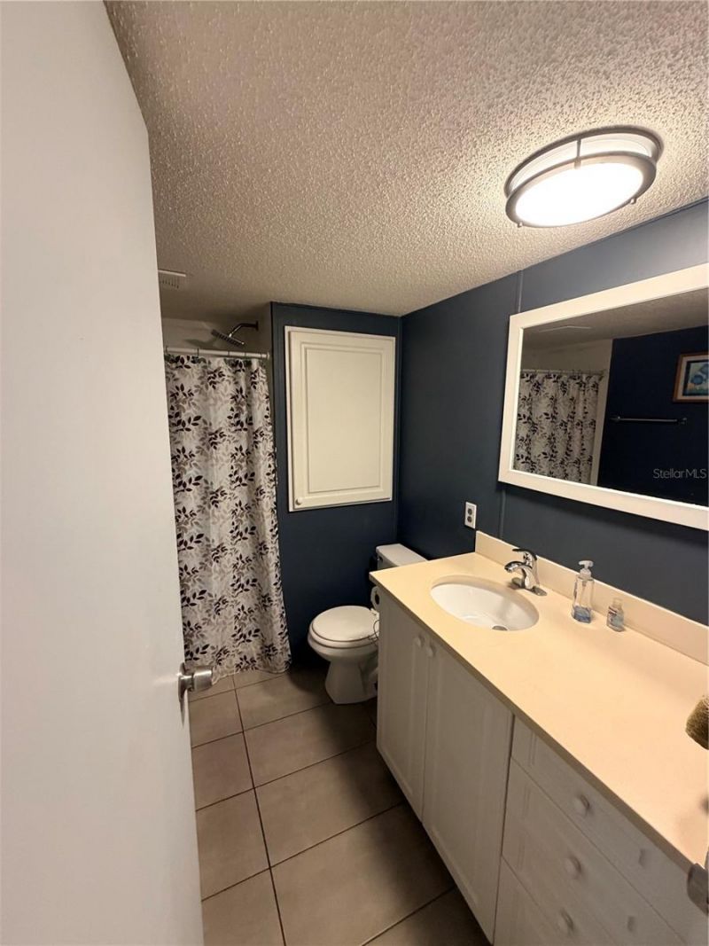 208 50th Avenue Drive E, Bradenton, FL 34203 Photo