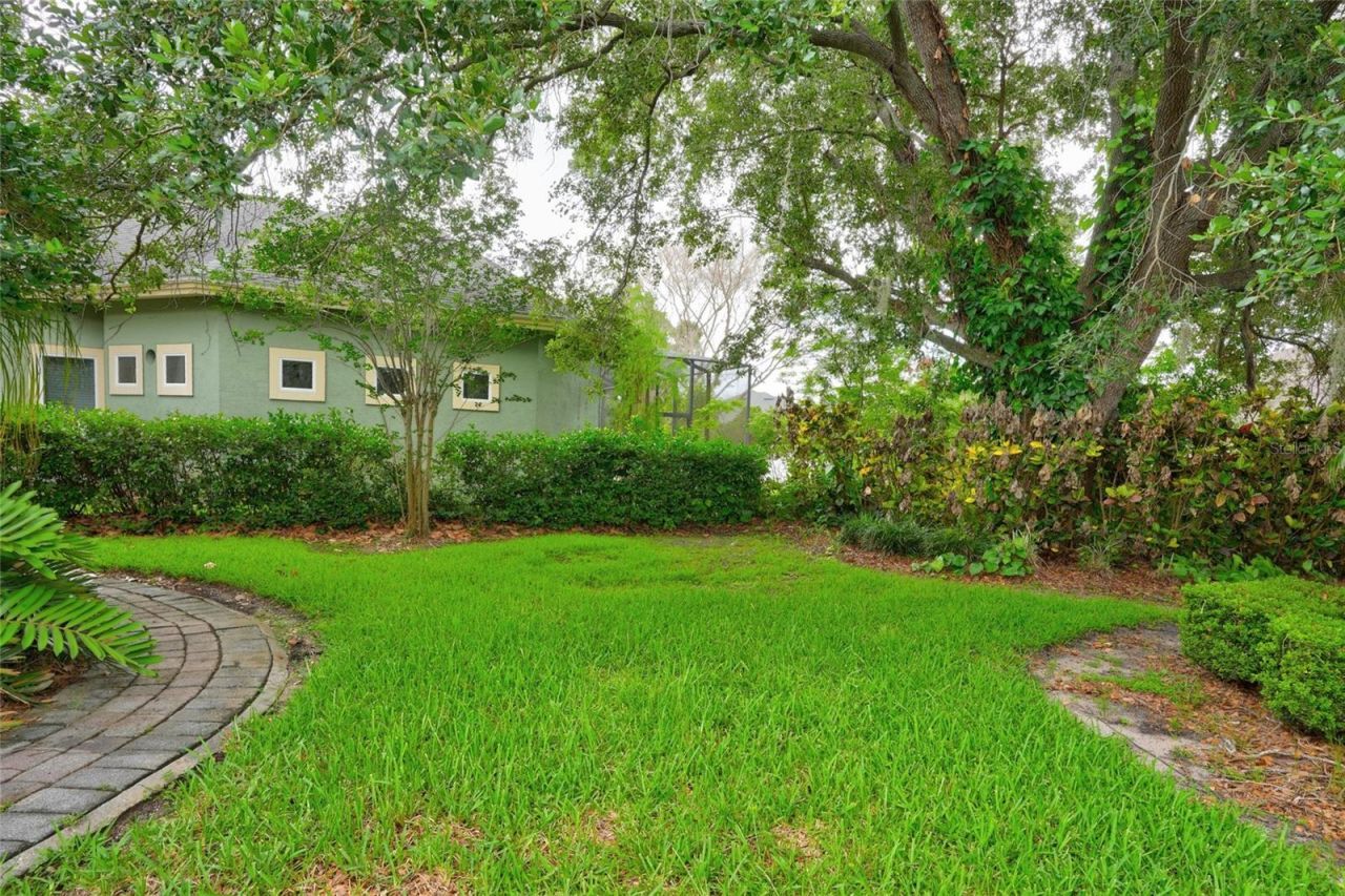 9480 Waterford Oaks Drive, Winter Haven, FL 33884 Photo