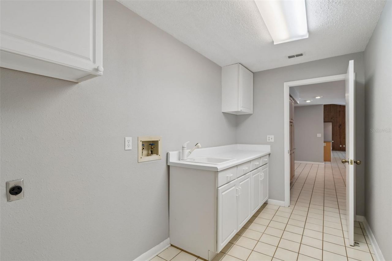 2668 Montague Court W, Clearwater, FL 33761 Photo