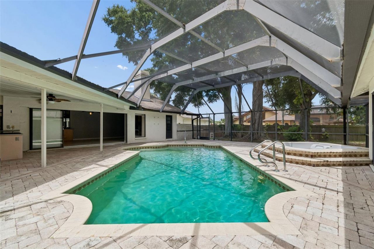 2668 Montague Court W, Clearwater, FL 33761 Photo