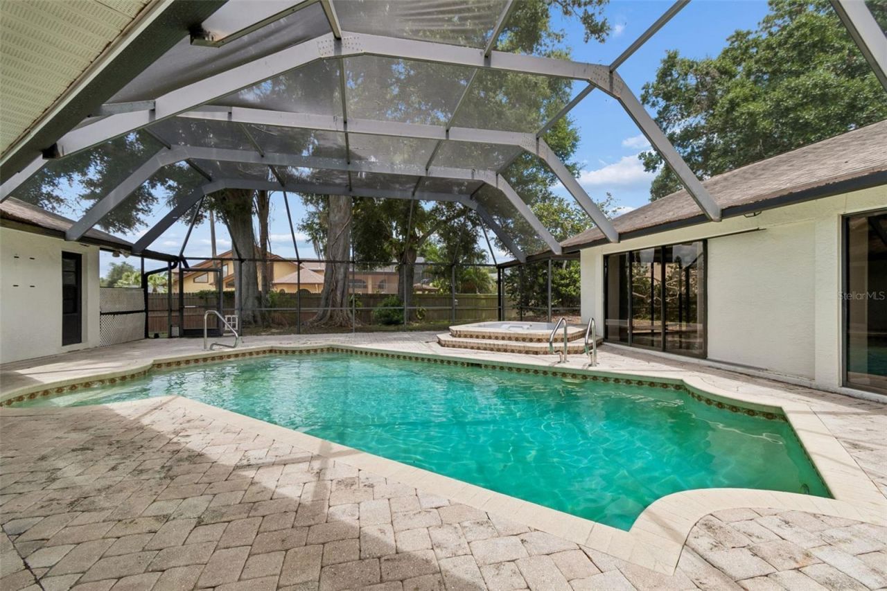 2668 Montague Court W, Clearwater, FL 33761 Photo