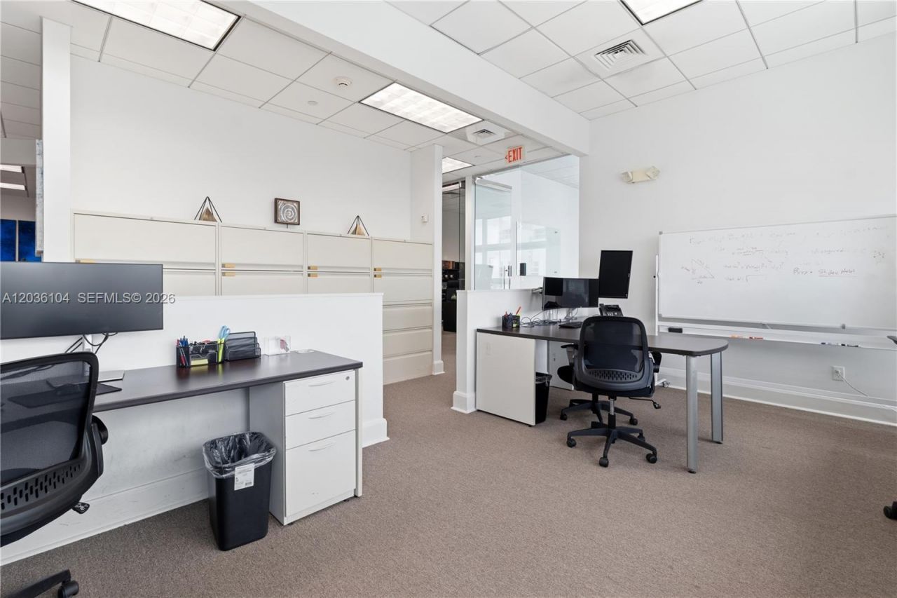 175 SW 7th St , Unit 1612, Miami, FL 33130 Photo