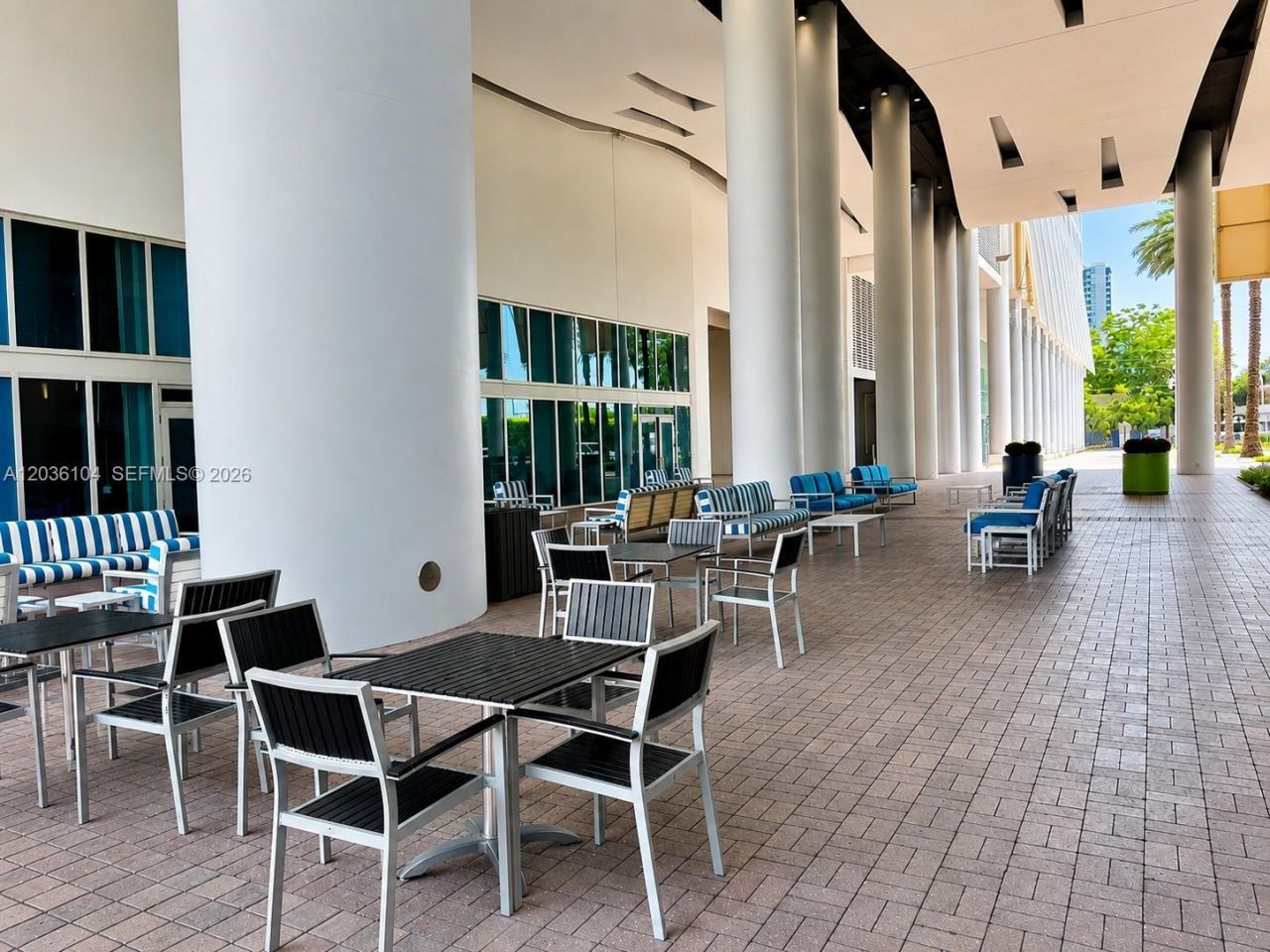 175 SW 7th St , Unit 1612, Miami, FL 33130 Photo
