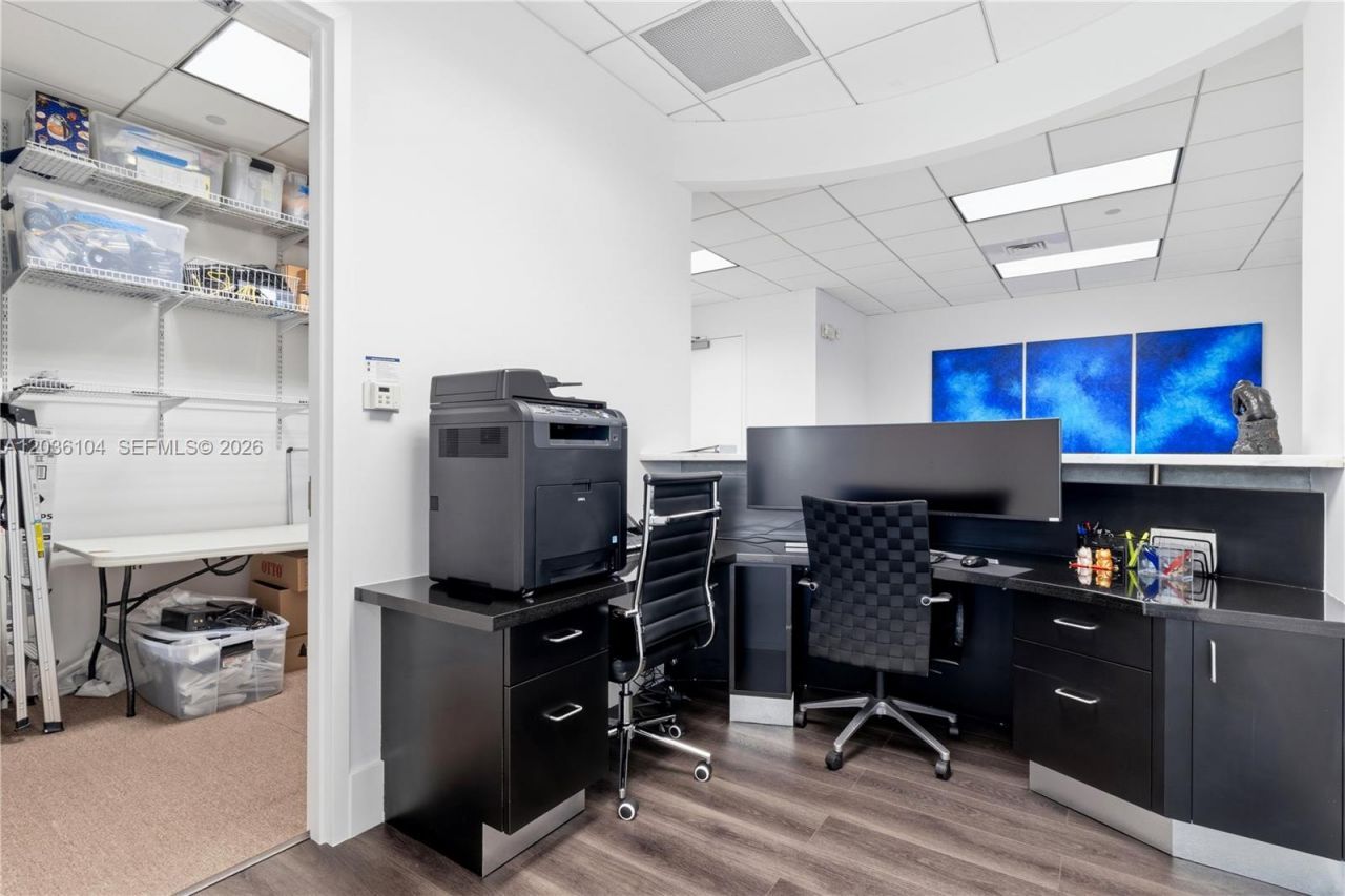 175 SW 7th St , Unit 1612, Miami, FL 33130 Photo