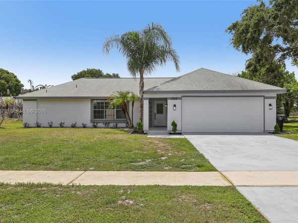 1248 Riviera, Palm Bay, FL 32905