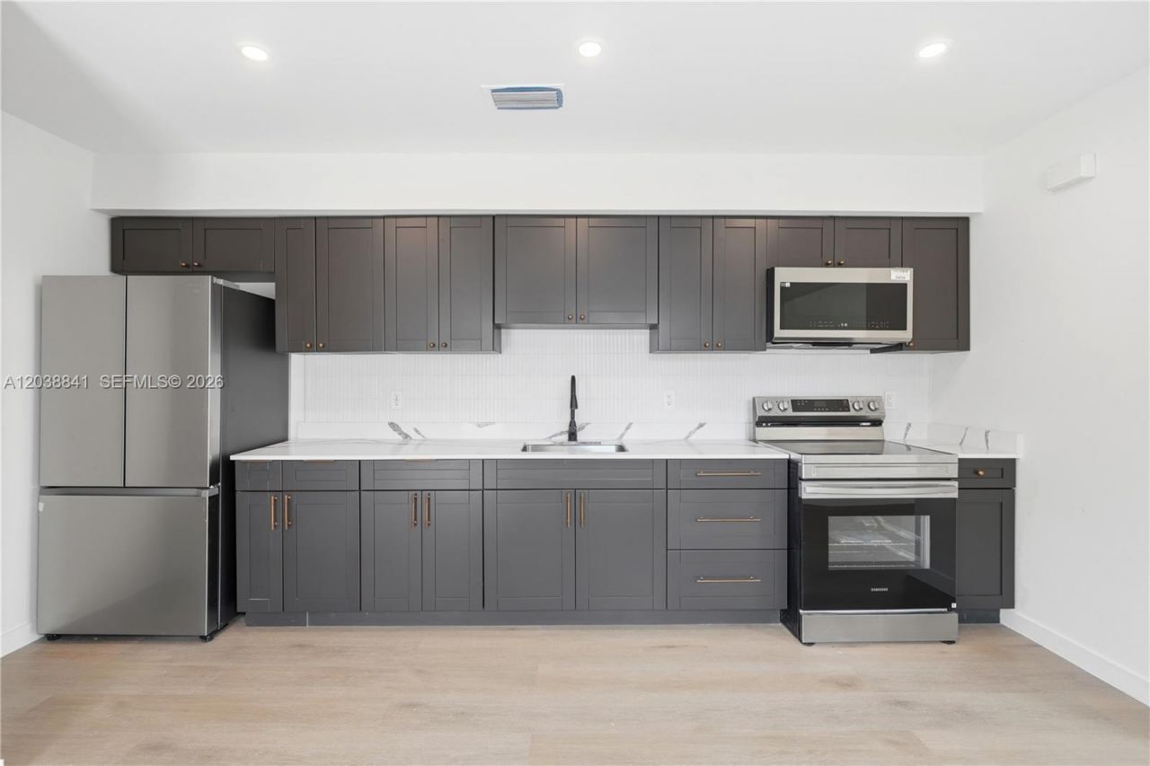 1861 NW 27th St, Unit 1, Miami, FL 33142 Photo