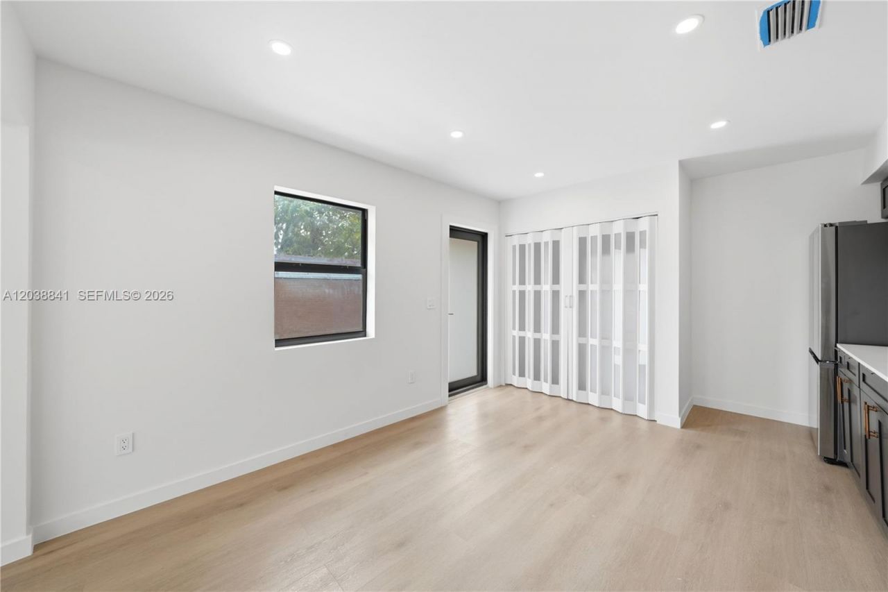 1861 NW 27th St, Unit 1, Miami, FL 33142 Photo