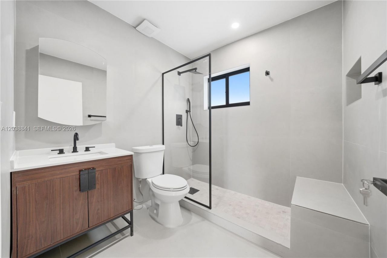 1861 NW 27th St, Unit 1, Miami, FL 33142 Photo