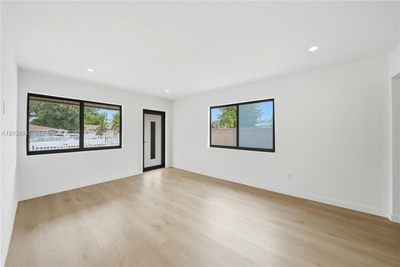 1861 NW 27th St, Unit 1, Miami, FL 33142 Photo