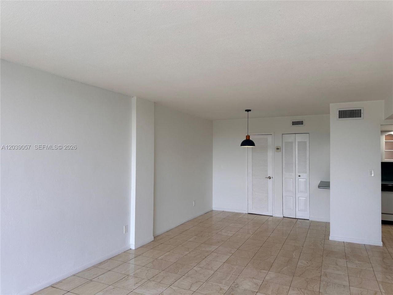 2715 Tigertail Ave , Unit 506, Miami, FL 33133 Photo