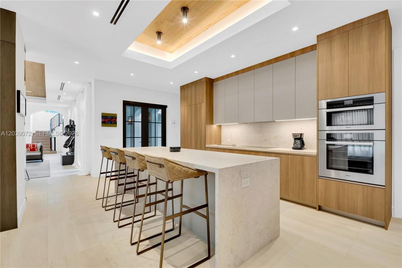 5111 Alhambra Cir , Coral Gables, FL 33146 Photo