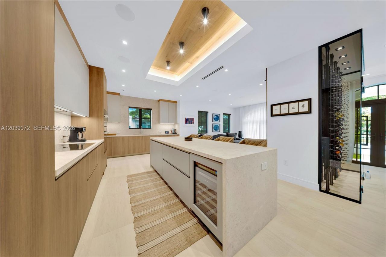 5111 Alhambra Cir , Coral Gables, FL 33146 Photo