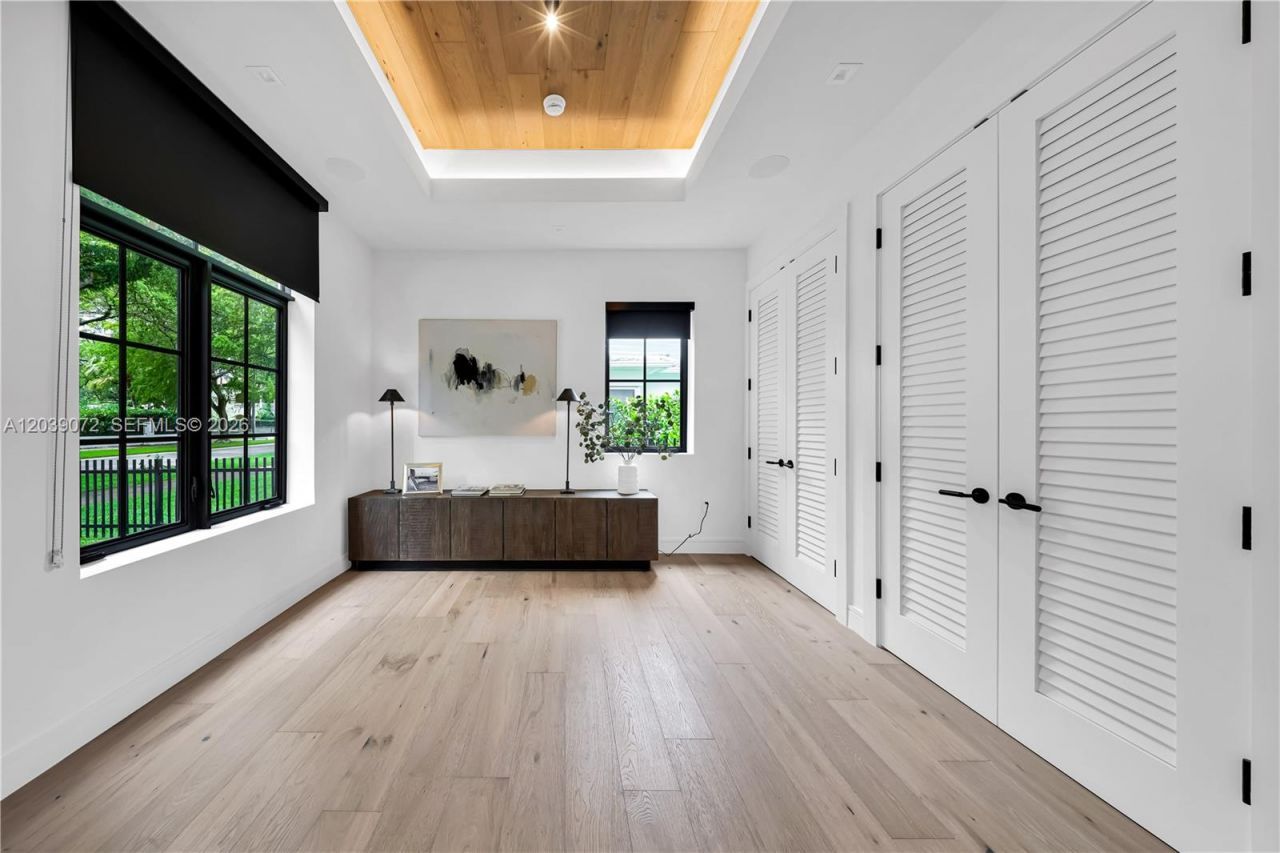 5111 Alhambra Cir , Coral Gables, FL 33146 Photo