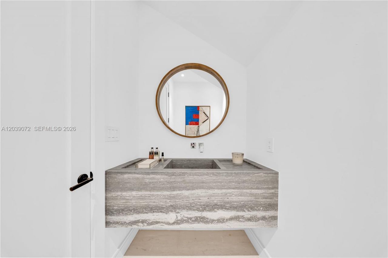5111 Alhambra Cir , Coral Gables, FL 33146 Photo