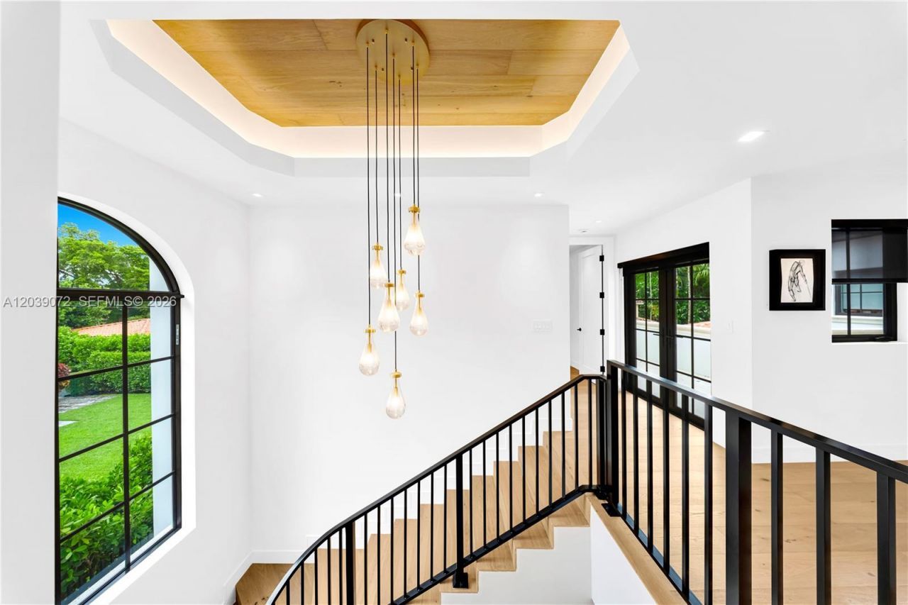 5111 Alhambra Cir , Coral Gables, FL 33146 Photo