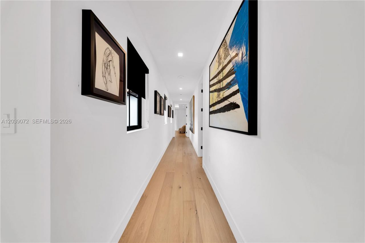 5111 Alhambra Cir , Coral Gables, FL 33146 Photo
